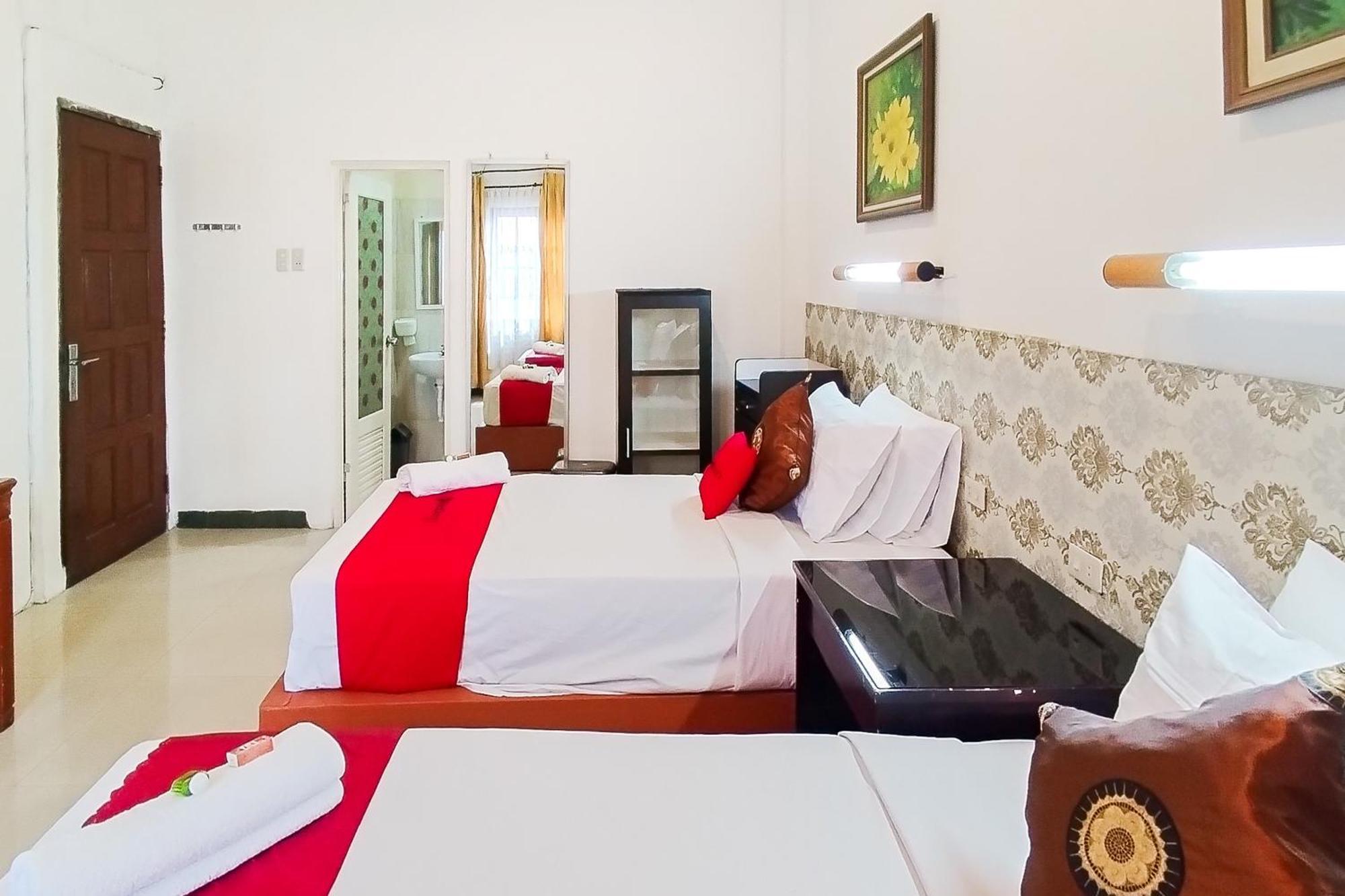 Reddoorz Near Focal Point Medan Hotel Sunggal Buitenkant foto