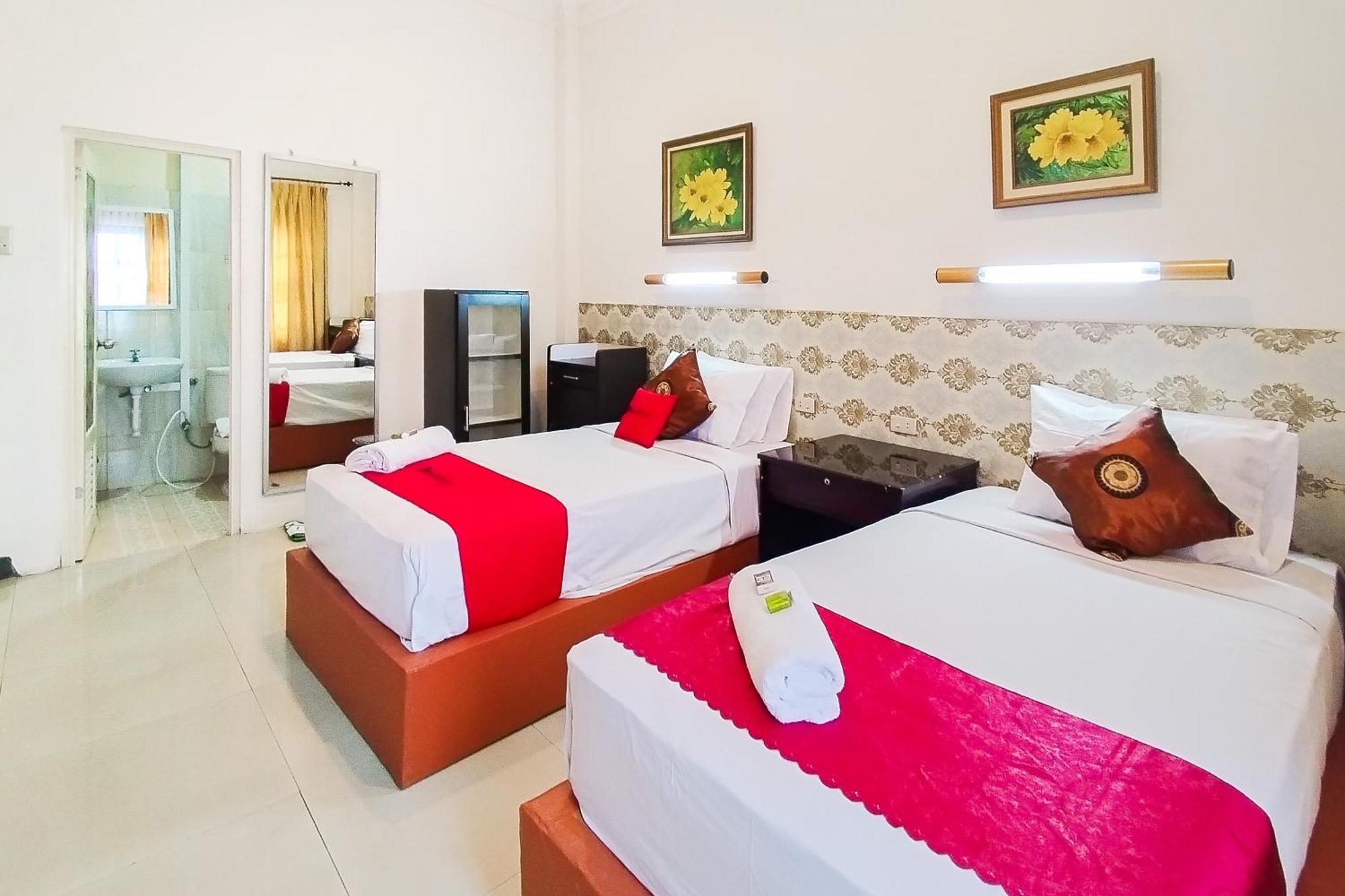 Reddoorz Near Focal Point Medan Hotel Sunggal Buitenkant foto