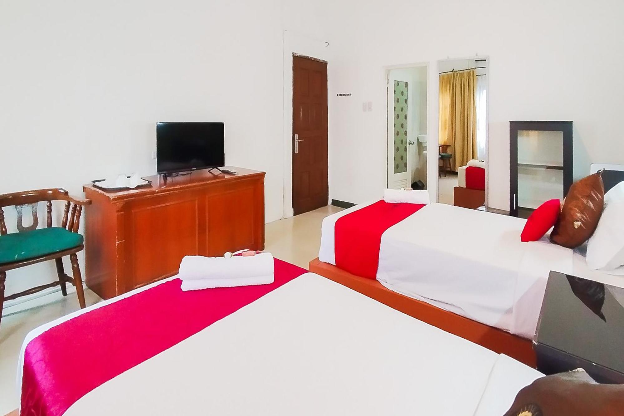 Reddoorz Near Focal Point Medan Hotel Sunggal Buitenkant foto