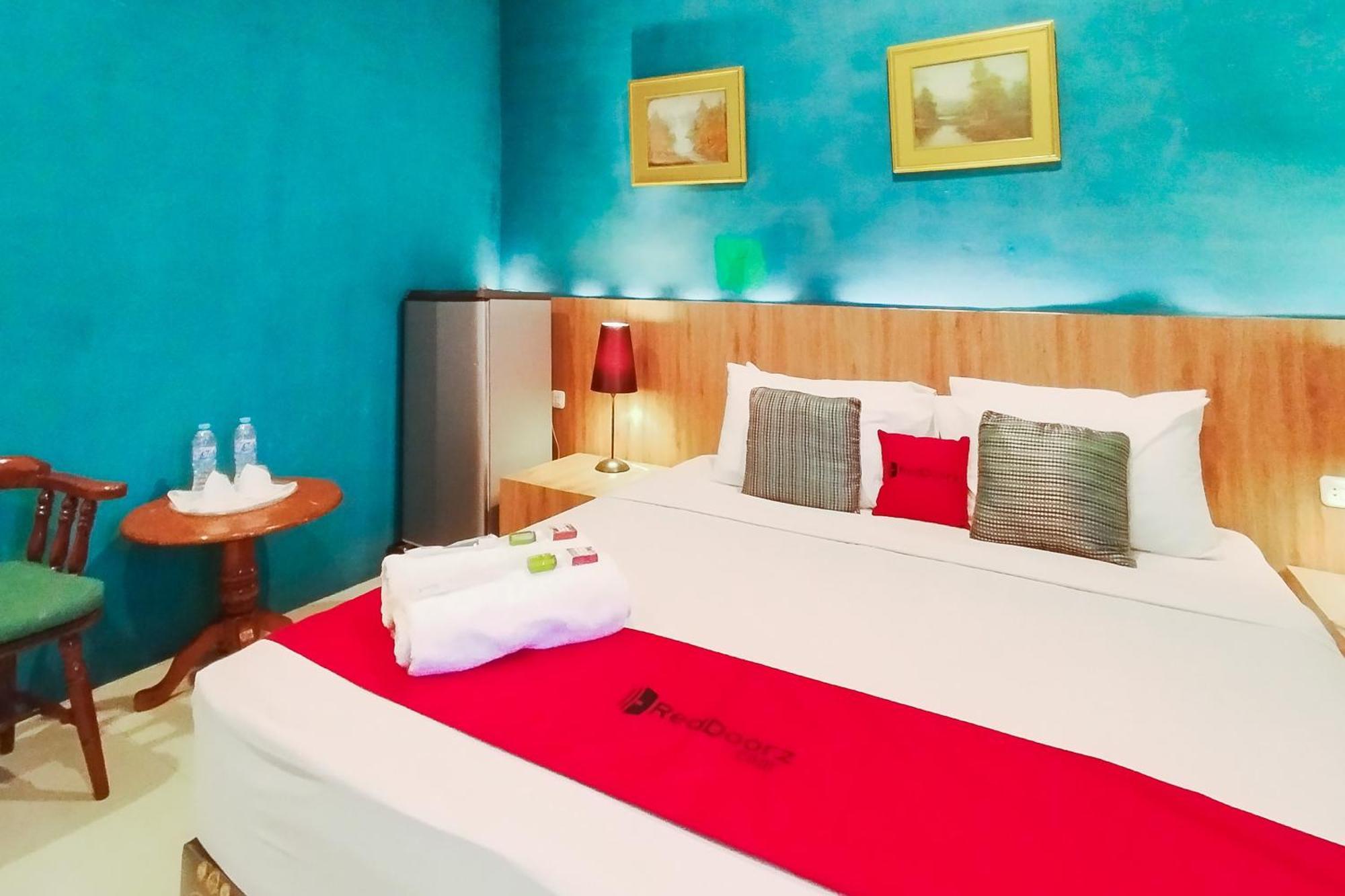 Reddoorz Near Focal Point Medan Hotel Sunggal Buitenkant foto